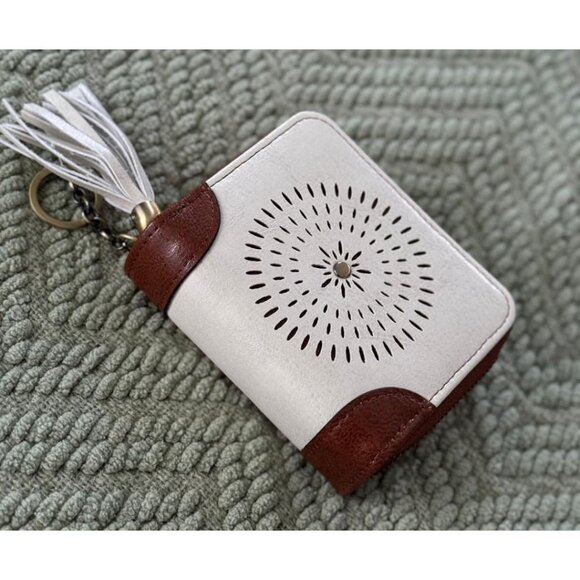 New RFID Double Zipper Credit Card Holder Wallet for Women - Beige/Brown - Picture 2 of 9